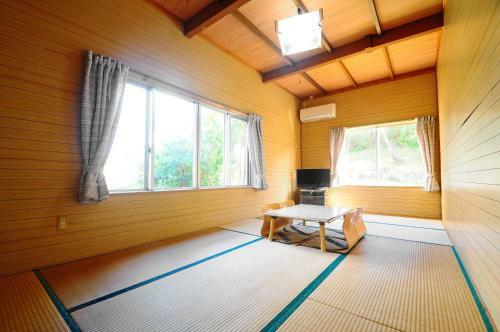 Lodge Pension Yonaha Dake