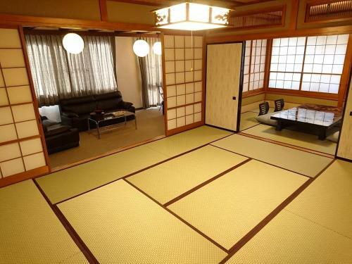 Hotel Ichiryukaku Honkan