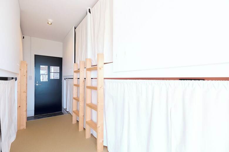 Hostal J-hoppers Lake Biwa Guesthouse
