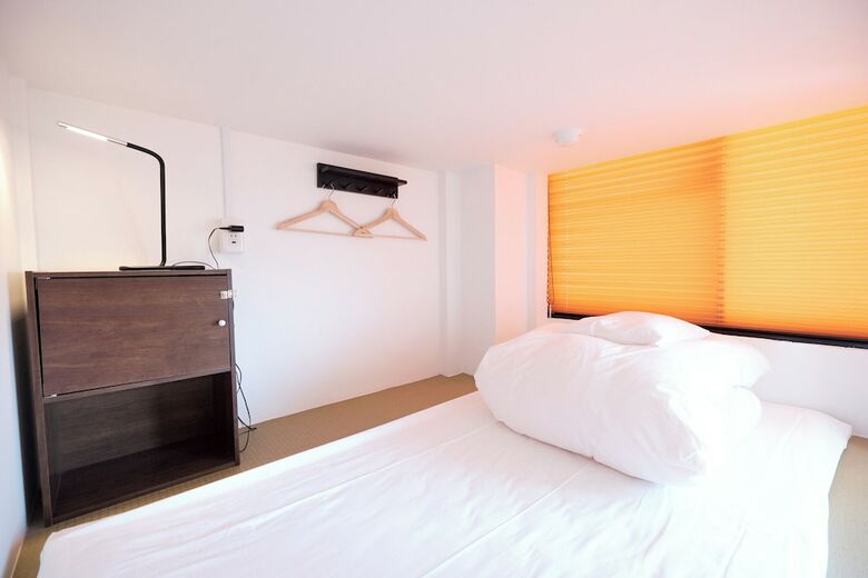 Hostal J-hoppers Lake Biwa Guesthouse