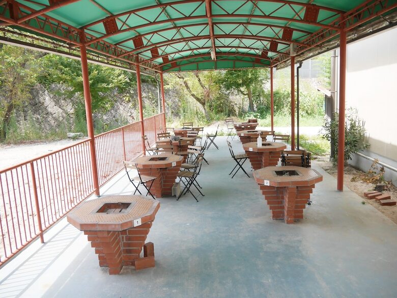 Hostal J-hoppers Lake Biwa Guesthouse
