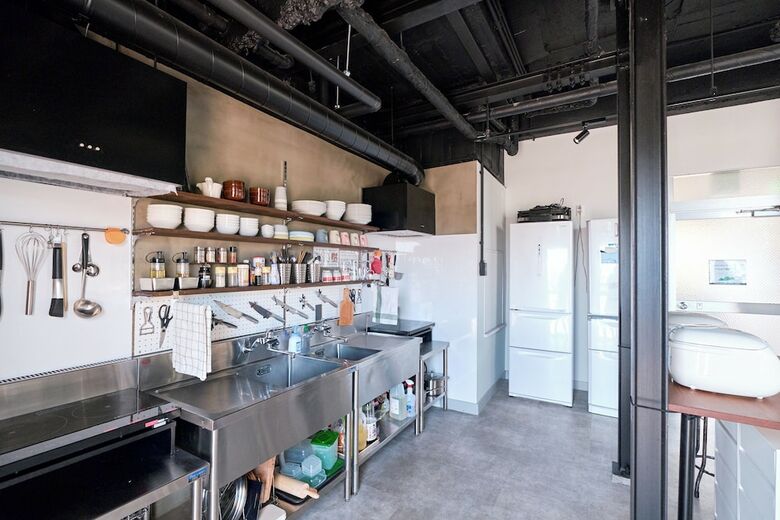 Hostal J-hoppers Lake Biwa Guesthouse