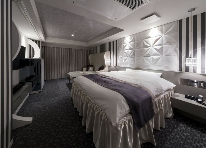 N Hotel
