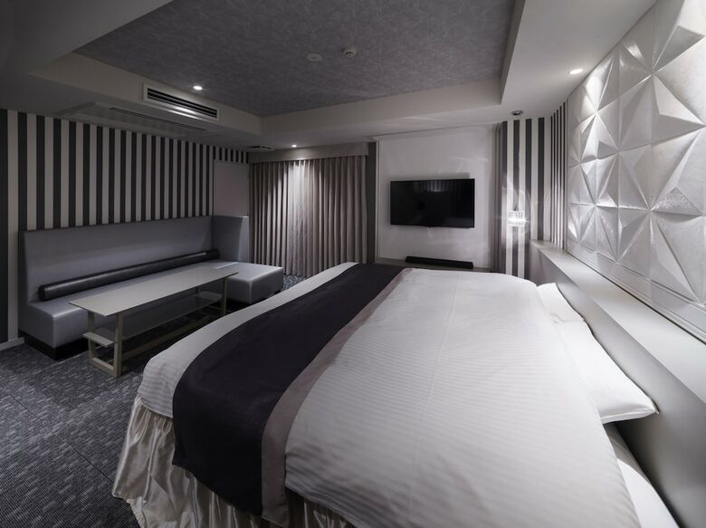 N Hotel
