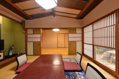 Kappo Ryokan Shiroyama