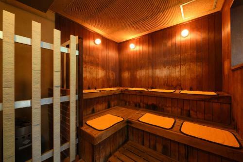 Albergue Annex Royal Hotel