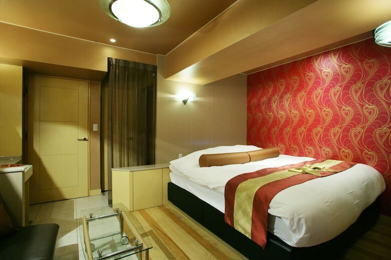 Hotel Christmas Numazu (love Hotel)