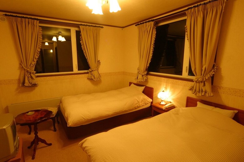 Hostal Pension Raisin