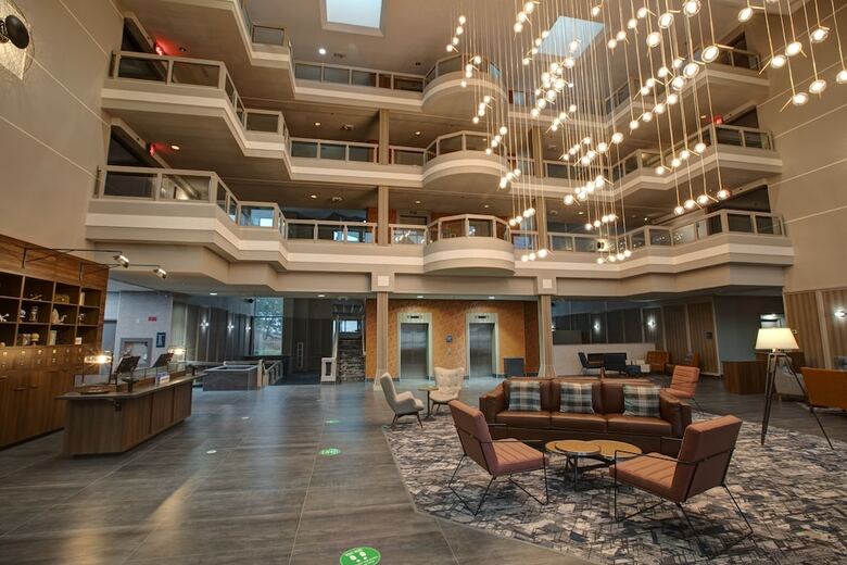Hotel Four Points By Sheraton St. Catharines Niagara Suites