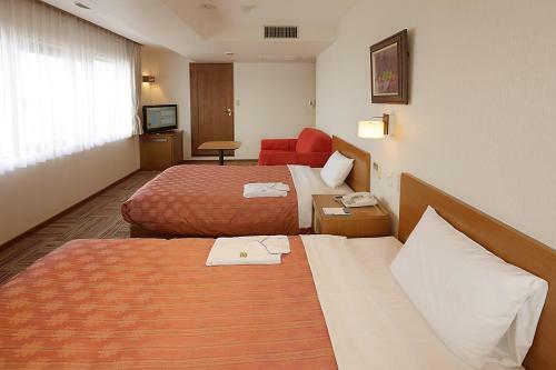 Kumegawa Wing Hotel