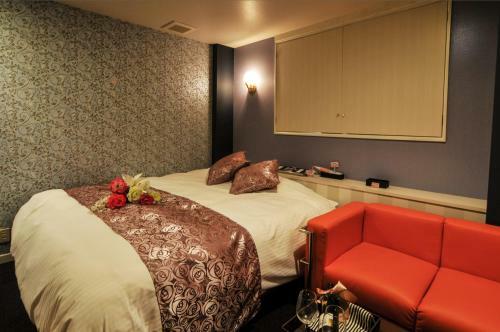 Hotel Cube (love Hotel)