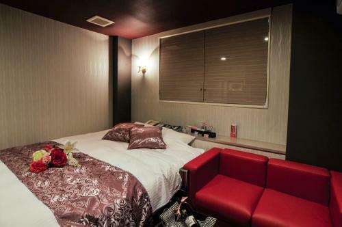 Hotel Cube (love Hotel)