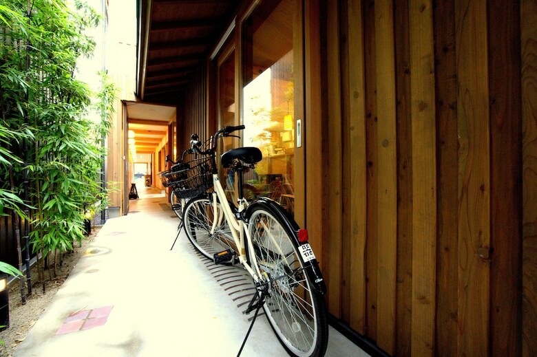 Hostal Utsuwa Designed Hostel