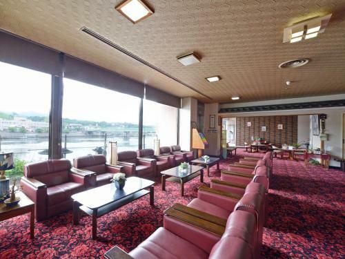Riverside Hotel Sansuikan
