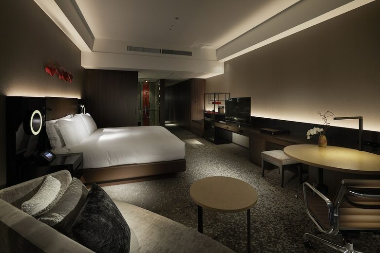 Hotel Conrad Osaka