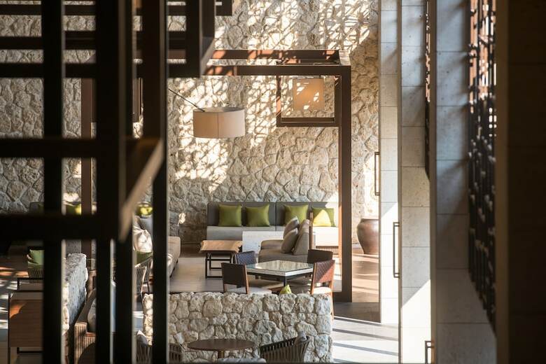 Hotel Hyatt Regency Seragaki Island Okinawa