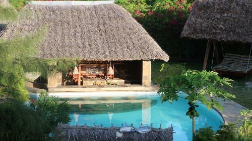 Coast Sun Gardens Cottage
