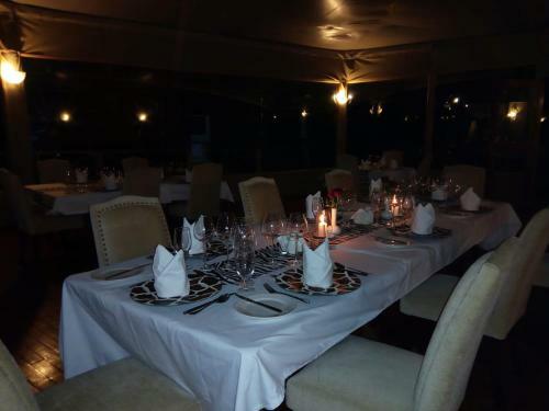 Emayian Luxury Camp