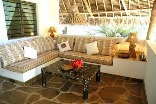 Shambani Cottages
