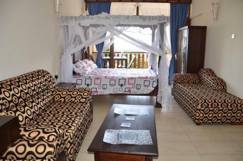 Apartamento Golden Sand Resort Diani Beach- 2 Bedroom Apt