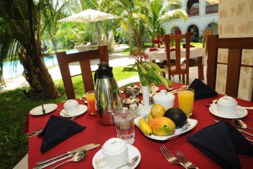 Hotel Lotfa Resort Diani