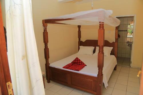 Hostal Maasai Beach House