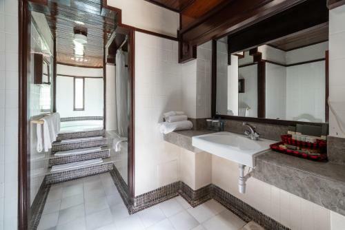 Sarova Shaba Game Lodge