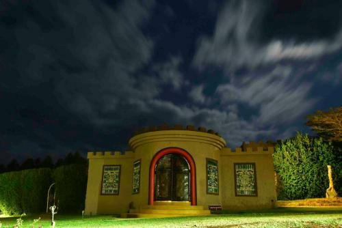 Hotel Tafaria Castle & Country Lodge