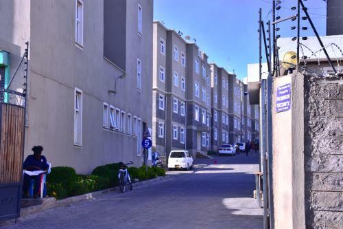 Essy's Cosy Furnished Apartment