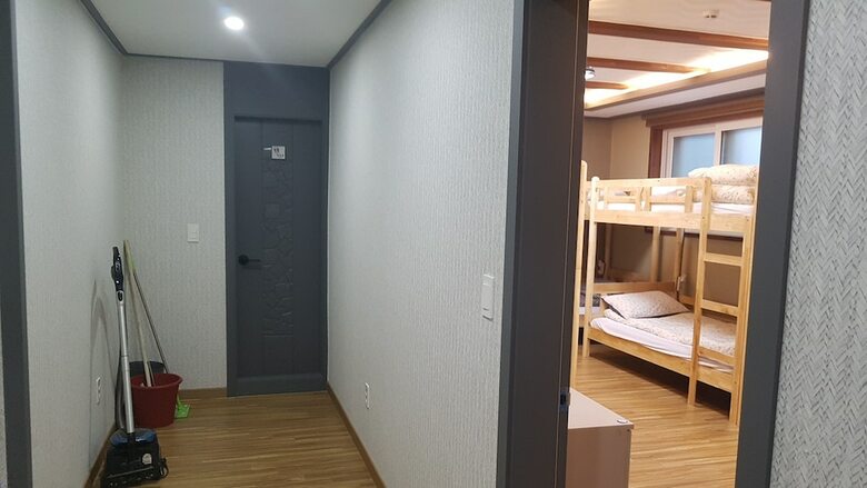 Hostal Harmony Guesthouse