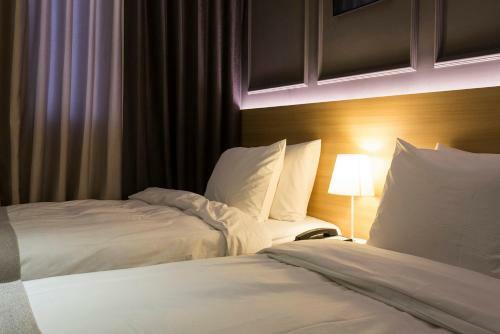 Vella Suite Hotel