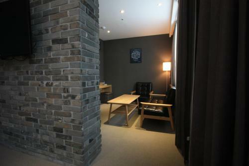 Vella Suite Hotel