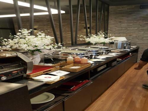 Vella Suite Hotel