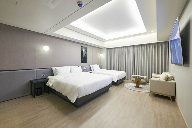 Hound Hotel Yeonsan