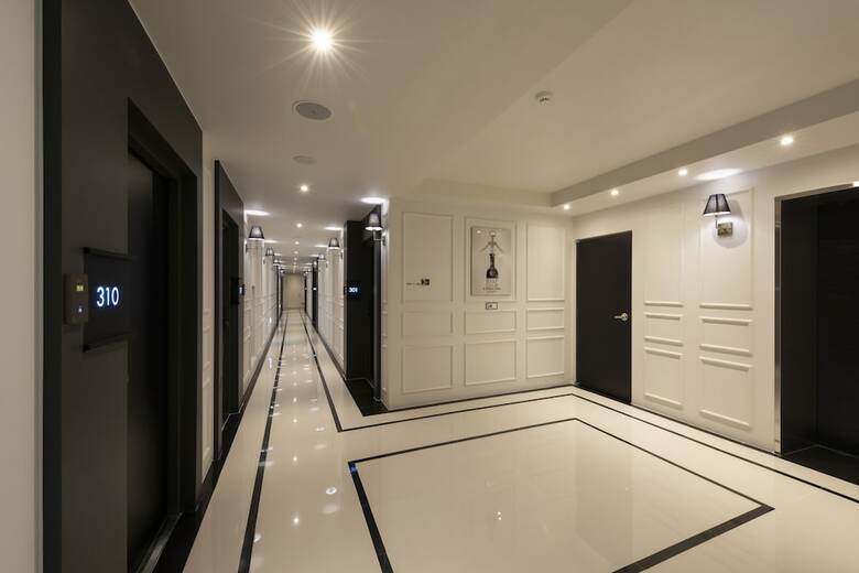 Hound Hotel Yeonsan