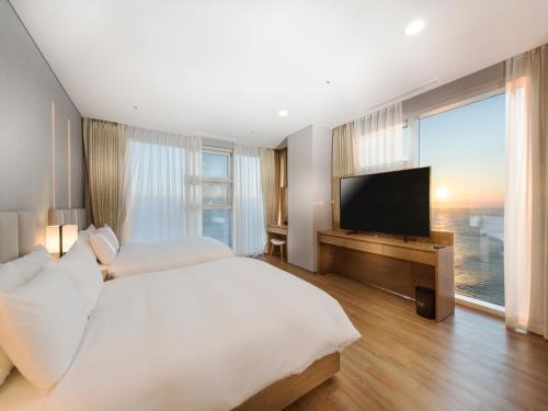 Hotel Tops 10