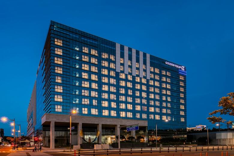 Golden Tulip Incheon Airport Hotel