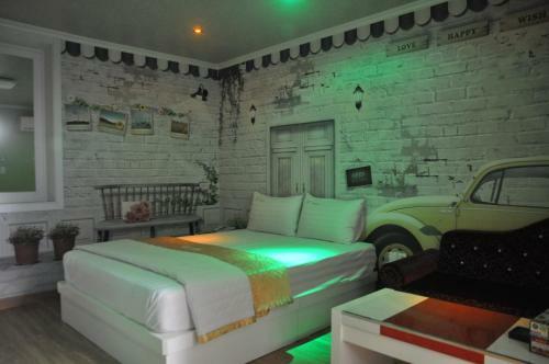 Andong W Hotel