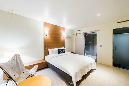 Soho Hotel Airport