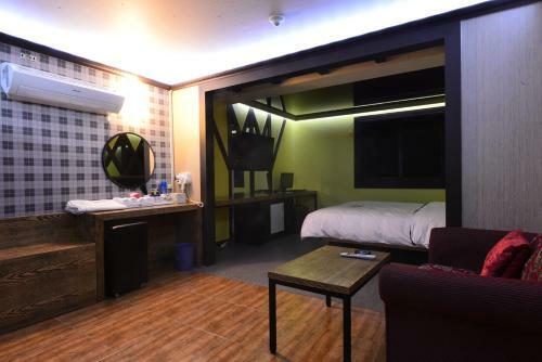 Daegu Yellow Motel