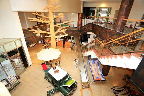 Maum Hotel And Backpackers
