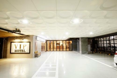 Yeongdeungpo Vip Hotel