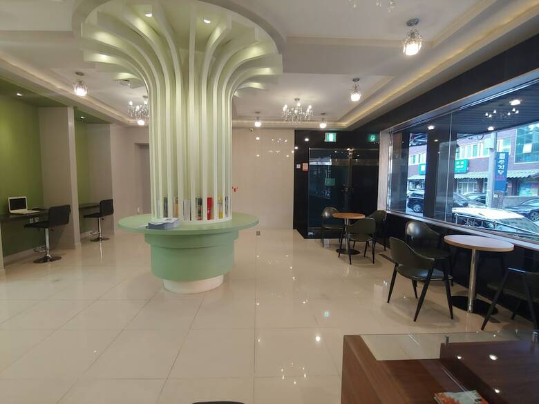 Gallery Hotel Bnb