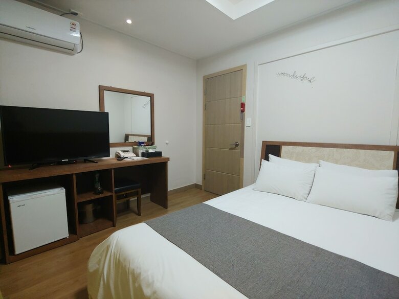 Gallery Hotel Bnb
