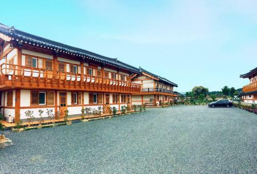 Hostal Gyeongju Ran Hanok Guesthouse