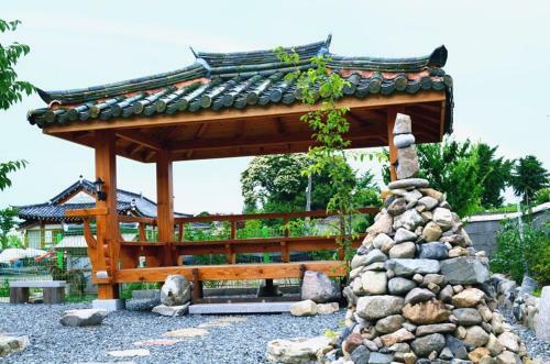 Hostal Gyeongju Ran Hanok Guesthouse