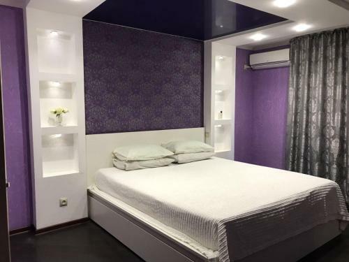 Apartment On Dost?q 244/1