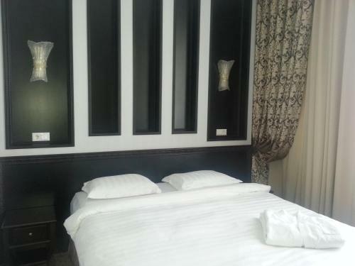 Royal Petrol Hotel