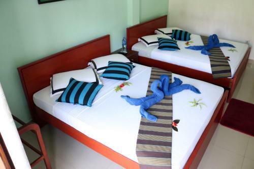 Hotel Margosa Lake Resort