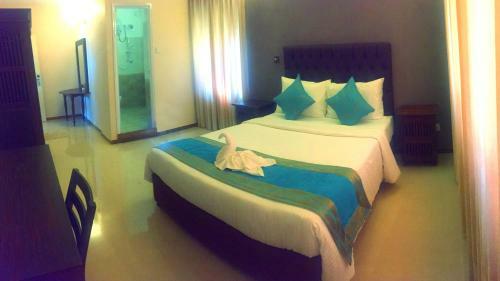 Forever City Hotel